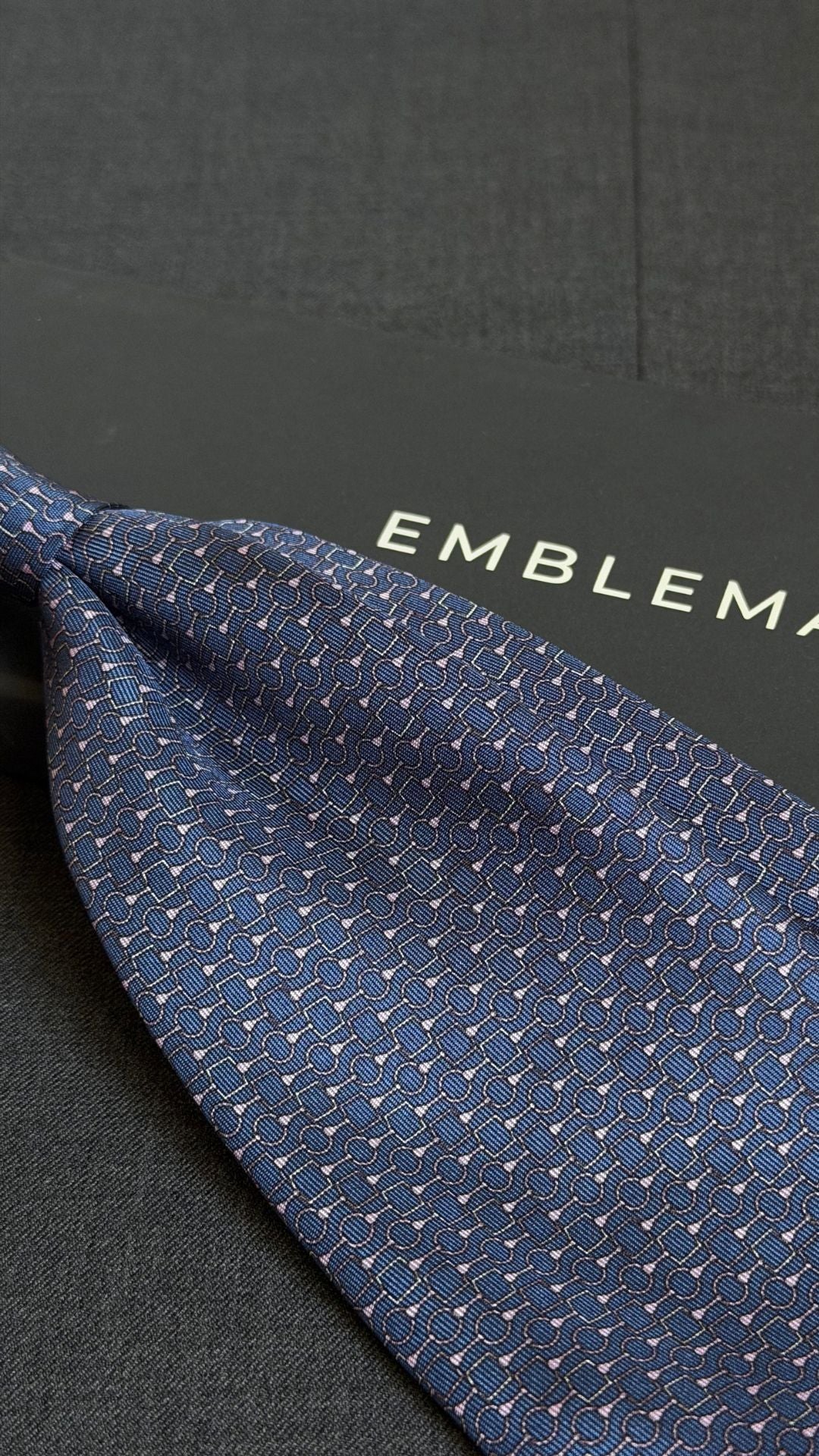 GENTLEMAN BLUE