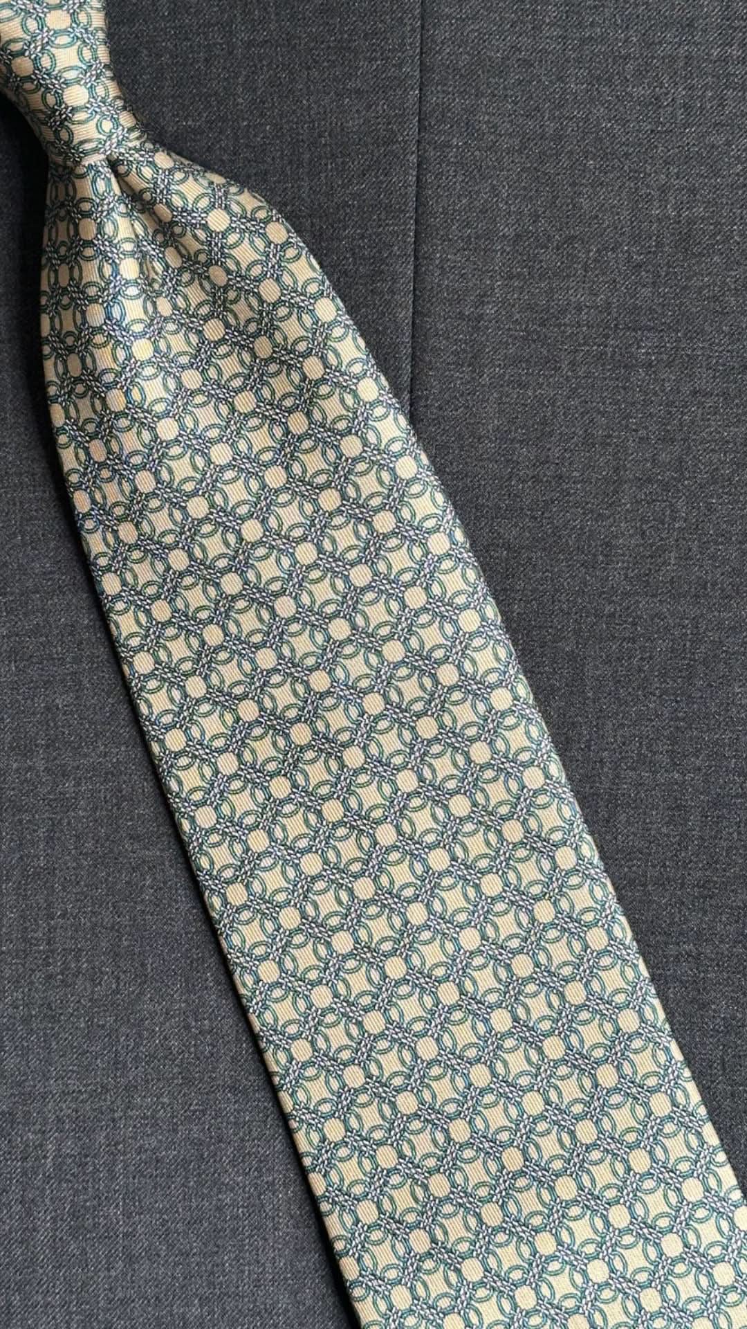 ROYAL CREAM ACQUAMARINE