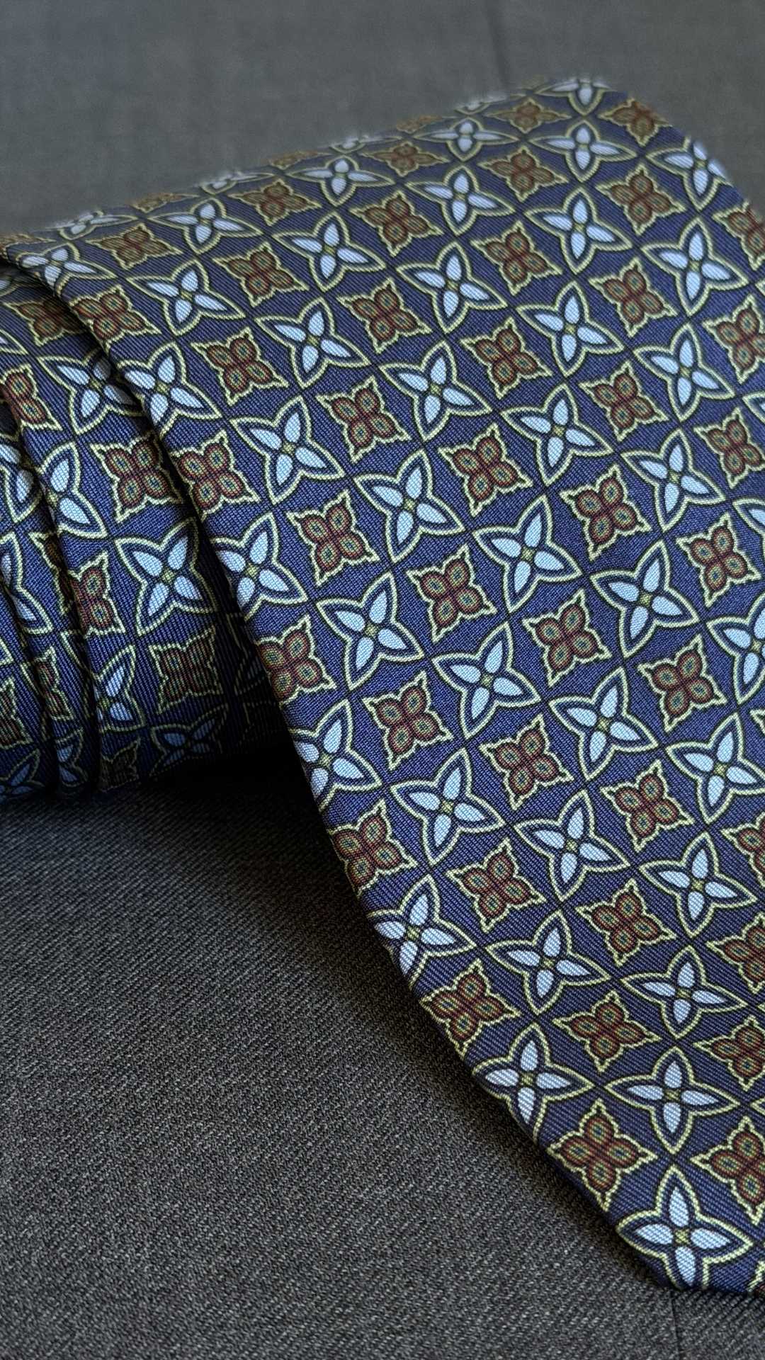 ROYAUME BLUE