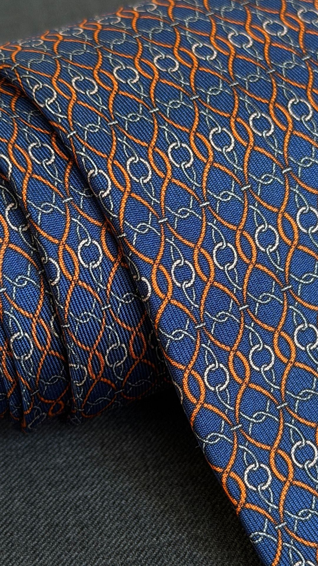 BLUE ORANGE MONARCH