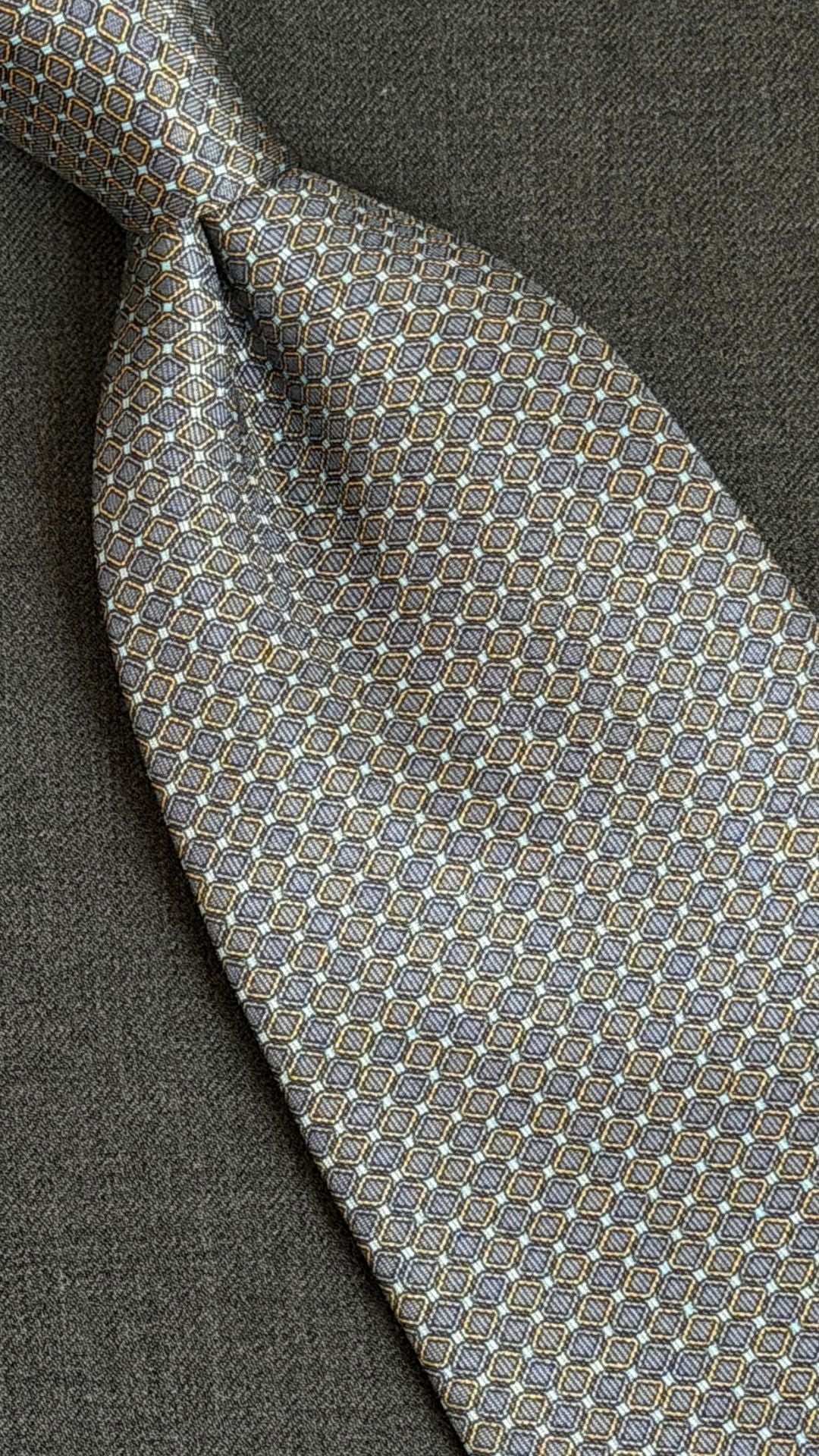 BEAUFORT GREY